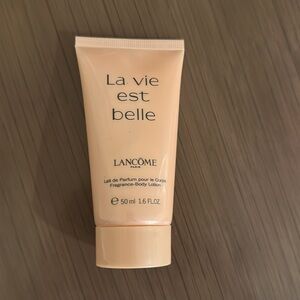 New Lancome La Vie Est Belle Invigorating Fragrance Body lotion